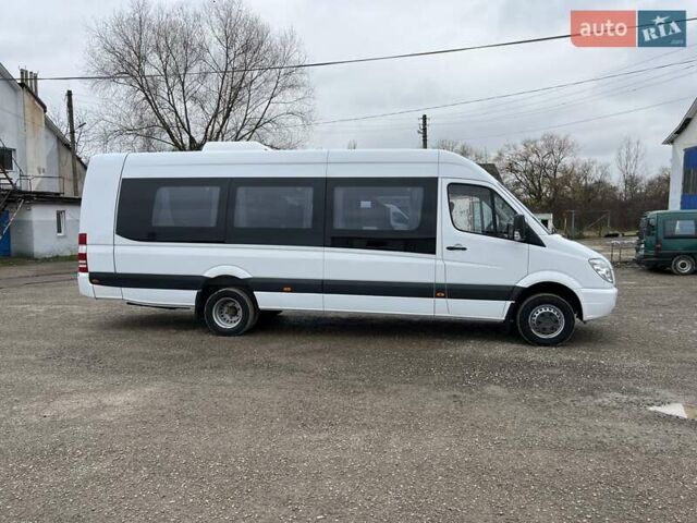 Белый Мерседес Sprinter, объемом двигателя 2.2 л и пробегом 406 тыс. км за 38500 $, фото 2 на Automoto.ua