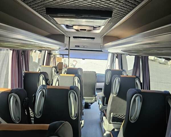 Белый Мерседес Sprinter, объемом двигателя 3 л и пробегом 621 тыс. км за 43000 $, фото 14 на Automoto.ua