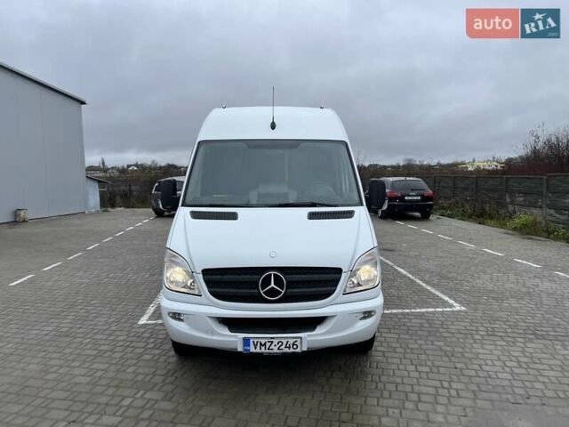 Белый Мерседес Sprinter, объемом двигателя 2.2 л и пробегом 496 тыс. км за 34500 $, фото 10 на Automoto.ua