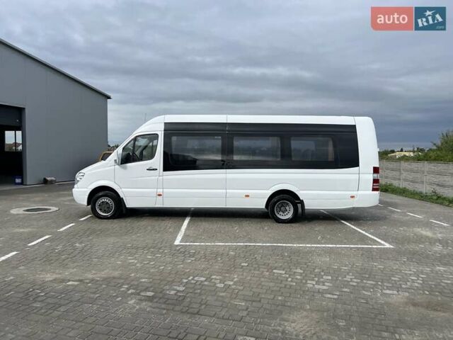 Белый Мерседес Sprinter, объемом двигателя 3 л и пробегом 448 тыс. км за 42700 $, фото 6 на Automoto.ua