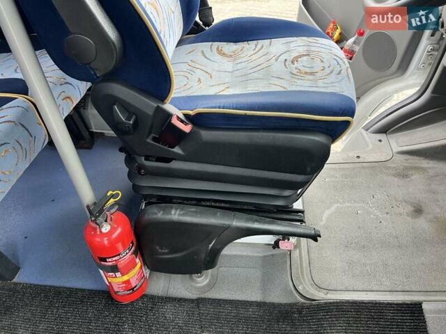Белый Мерседес Sprinter, объемом двигателя 3 л и пробегом 448 тыс. км за 42700 $, фото 19 на Automoto.ua