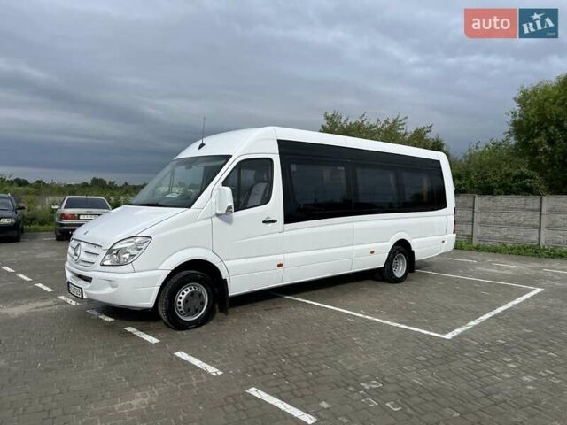 Белый Мерседес Sprinter, объемом двигателя 3 л и пробегом 448 тыс. км за 42700 $, фото 7 на Automoto.ua
