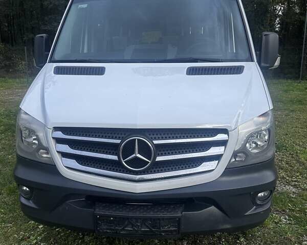 Белый Мерседес Sprinter, объемом двигателя 0 л и пробегом 488 тыс. км за 37800 $, фото 14 на Automoto.ua