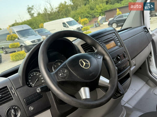 Белый Мерседес Sprinter, объемом двигателя 2.14 л и пробегом 263 тыс. км за 29800 $, фото 15 на Automoto.ua