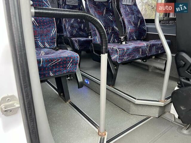 Белый Мерседес Sprinter, объемом двигателя 2.2 л и пробегом 406 тыс. км за 38500 $, фото 35 на Automoto.ua