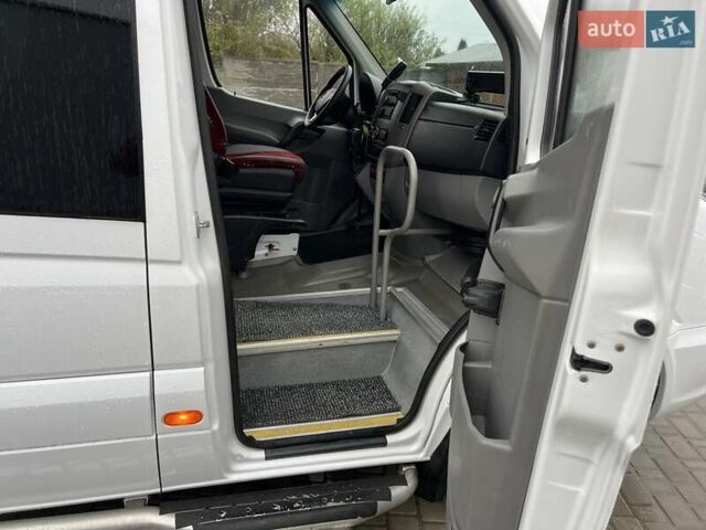 Белый Мерседес Sprinter, объемом двигателя 3 л и пробегом 540 тыс. км за 46900 $, фото 27 на Automoto.ua