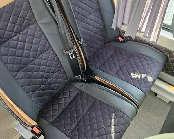 Белый Мерседес Sprinter, объемом двигателя 3 л и пробегом 621 тыс. км за 43000 $, фото 10 на Automoto.ua