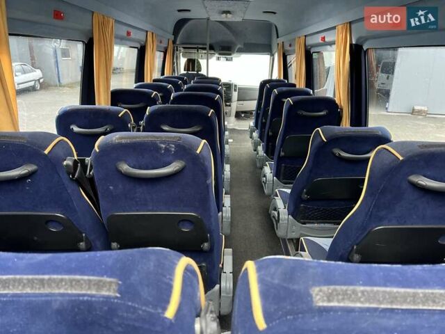 Белый Мерседес Sprinter, объемом двигателя 3 л и пробегом 448 тыс. км за 42700 $, фото 13 на Automoto.ua