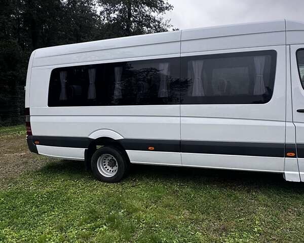 Белый Мерседес Sprinter, объемом двигателя 0 л и пробегом 488 тыс. км за 37800 $, фото 5 на Automoto.ua