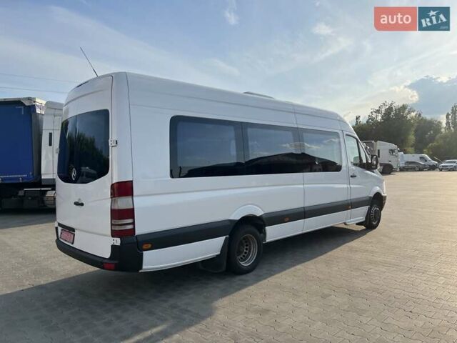 Белый Мерседес Sprinter, объемом двигателя 2.1 л и пробегом 368 тыс. км за 27700 $, фото 4 на Automoto.ua