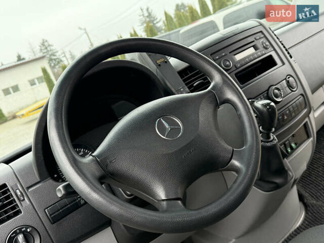 Білий Мерседес Sprinter, об'ємом двигуна 2.14 л та пробігом 250 тис. км за 28000 $, фото 13 на Automoto.ua