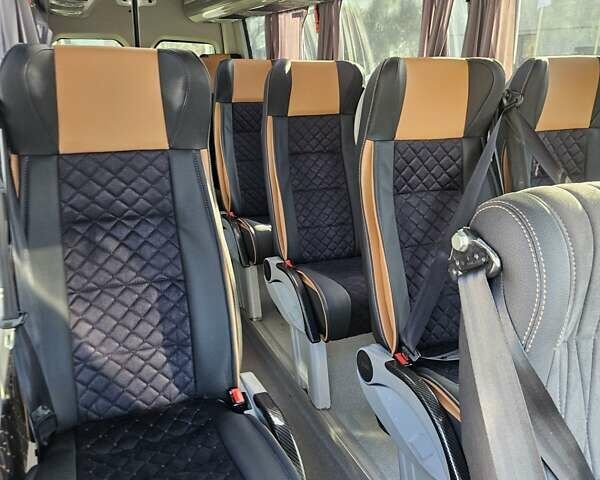 Белый Мерседес Sprinter, объемом двигателя 3 л и пробегом 621 тыс. км за 43000 $, фото 9 на Automoto.ua