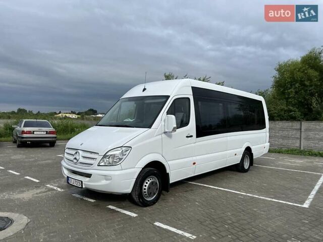 Белый Мерседес Sprinter, объемом двигателя 3 л и пробегом 448 тыс. км за 42700 $, фото 8 на Automoto.ua