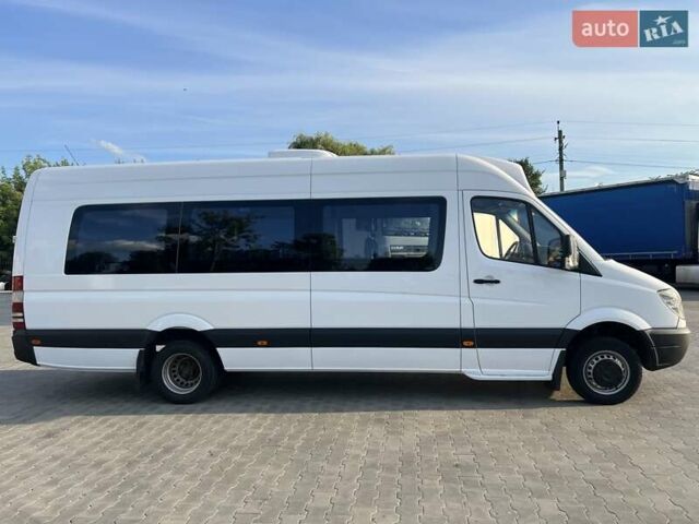 Белый Мерседес Sprinter, объемом двигателя 2.1 л и пробегом 368 тыс. км за 27700 $, фото 3 на Automoto.ua