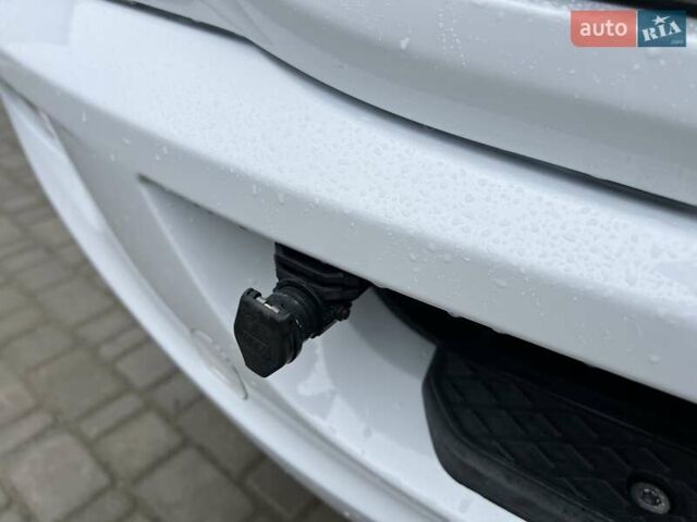 Белый Мерседес Sprinter, объемом двигателя 2.2 л и пробегом 496 тыс. км за 34500 $, фото 12 на Automoto.ua