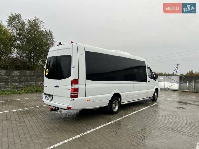 Белый Мерседес Sprinter, объемом двигателя 3 л и пробегом 540 тыс. км за 46900 $, фото 5 на Automoto.ua