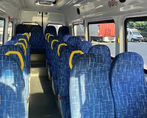 Белый Мерседес Sprinter, объемом двигателя 2.1 л и пробегом 368 тыс. км за 27700 $, фото 11 на Automoto.ua