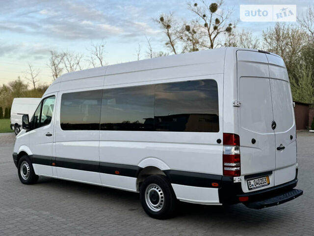 Белый Мерседес Sprinter, объемом двигателя 2.14 л и пробегом 245 тыс. км за 23999 $, фото 3 на Automoto.ua