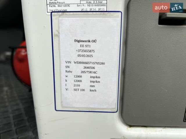 Белый Мерседес Sprinter, объемом двигателя 2.2 л и пробегом 406 тыс. км за 38500 $, фото 32 на Automoto.ua