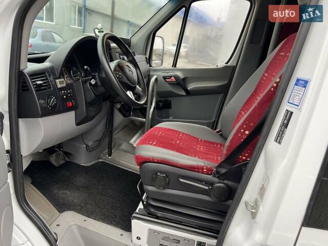 Белый Мерседес Sprinter, объемом двигателя 3 л и пробегом 540 тыс. км за 46900 $, фото 20 на Automoto.ua