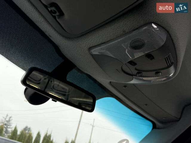 Білий Мерседес Sprinter, об'ємом двигуна 2.14 л та пробігом 250 тис. км за 28000 $, фото 16 на Automoto.ua