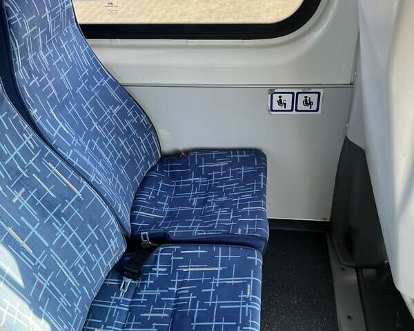 Белый Мерседес Sprinter, объемом двигателя 2.1 л и пробегом 368 тыс. км за 27700 $, фото 14 на Automoto.ua
