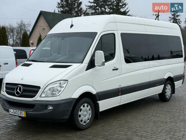 Білий Мерседес Sprinter, об'ємом двигуна 2.14 л та пробігом 250 тис. км за 28000 $, фото 2 на Automoto.ua