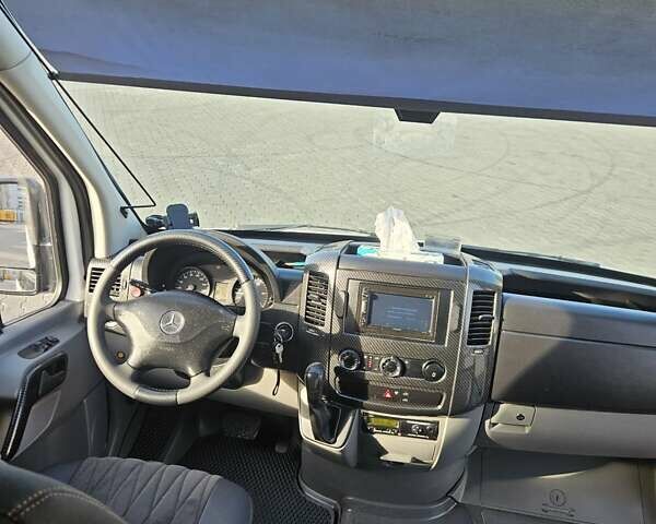 Белый Мерседес Sprinter, объемом двигателя 3 л и пробегом 621 тыс. км за 43000 $, фото 15 на Automoto.ua