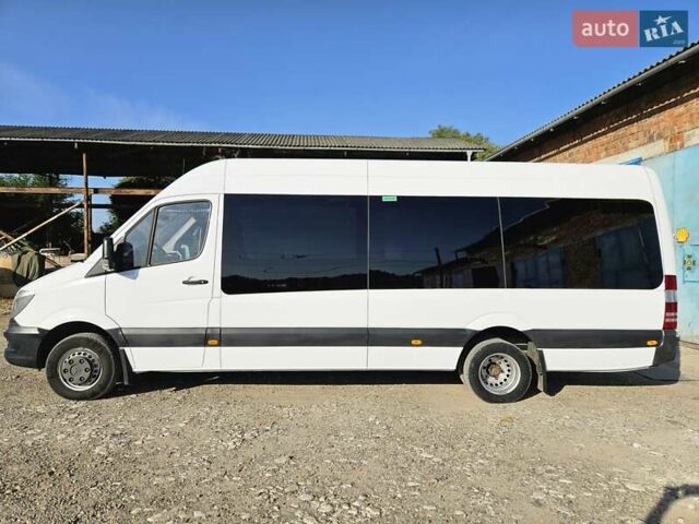 Белый Мерседес Sprinter, объемом двигателя 2.2 л и пробегом 372 тыс. км за 31950 $, фото 5 на Automoto.ua