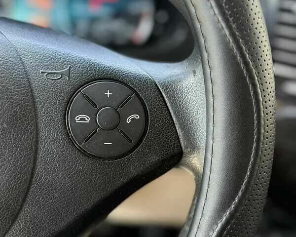 Белый Мерседес Sprinter, объемом двигателя 2.14 л и пробегом 500 тыс. км за 43500 $, фото 15 на Automoto.ua