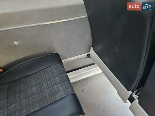 Белый Мерседес Sprinter, объемом двигателя 2.2 л и пробегом 372 тыс. км за 31950 $, фото 28 на Automoto.ua