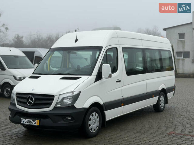 Белый Мерседес Sprinter, объемом двигателя 2.14 л и пробегом 247 тыс. км за 28700 $, фото 2 на Automoto.ua