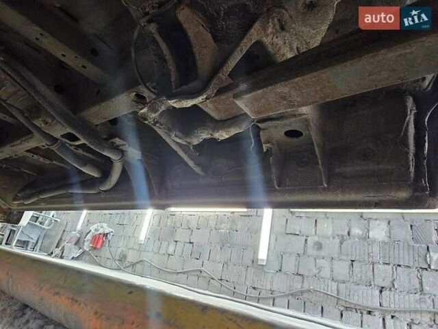 Белый Мерседес Sprinter, объемом двигателя 2.2 л и пробегом 372 тыс. км за 31950 $, фото 55 на Automoto.ua