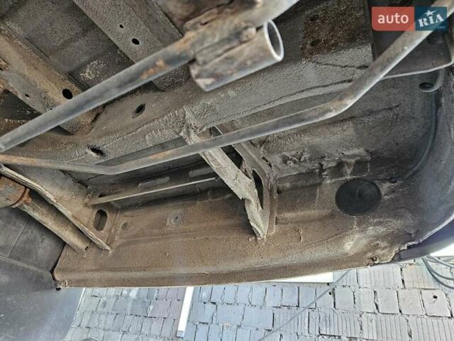 Белый Мерседес Sprinter, объемом двигателя 2.2 л и пробегом 372 тыс. км за 31950 $, фото 51 на Automoto.ua