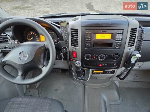 Белый Мерседес Sprinter, объемом двигателя 2.2 л и пробегом 334 тыс. км за 38700 $, фото 43 на Automoto.ua
