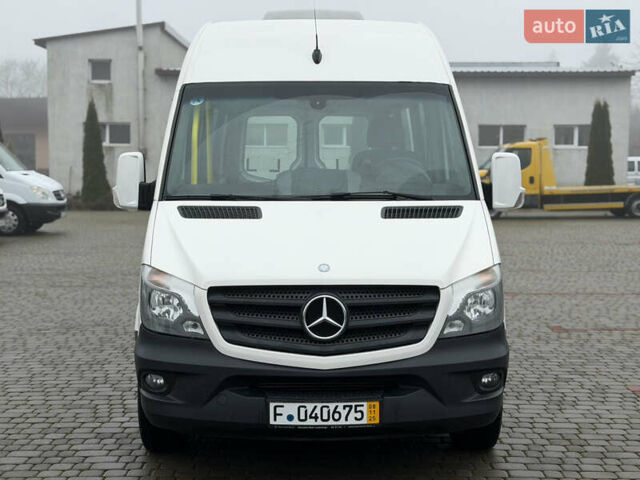 Белый Мерседес Sprinter, объемом двигателя 2.14 л и пробегом 247 тыс. км за 28700 $, фото 1 на Automoto.ua