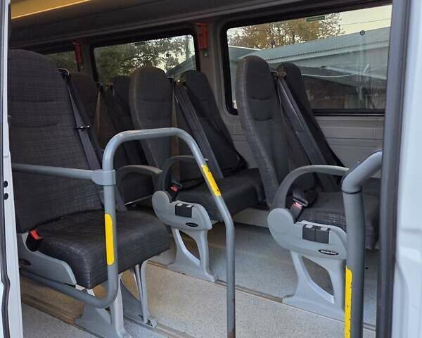 Белый Мерседес Sprinter, объемом двигателя 2.2 л и пробегом 334 тыс. км за 38700 $, фото 25 на Automoto.ua
