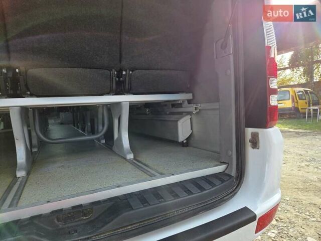Білий Мерседес Sprinter, об'ємом двигуна 2.2 л та пробігом 323 тис. км за 38700 $, фото 22 на Automoto.ua
