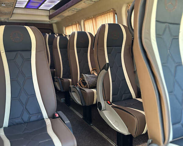 Белый Мерседес Sprinter, объемом двигателя 2.14 л и пробегом 387 тыс. км за 46500 $, фото 14 на Automoto.ua
