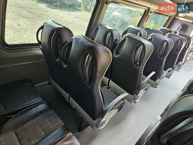 Белый Мерседес Sprinter, объемом двигателя 2.2 л и пробегом 372 тыс. км за 31950 $, фото 32 на Automoto.ua