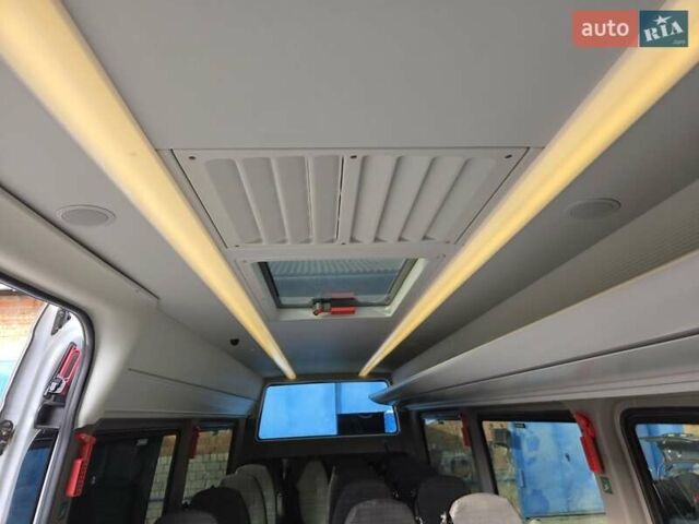 Білий Мерседес Sprinter, об'ємом двигуна 2.2 л та пробігом 323 тис. км за 38700 $, фото 33 на Automoto.ua