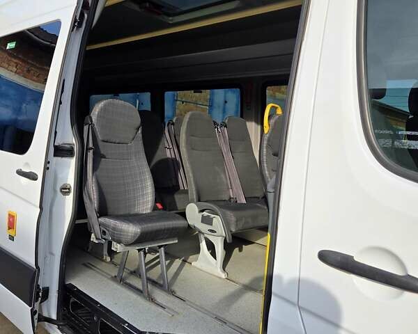 Білий Мерседес Sprinter, об'ємом двигуна 2.2 л та пробігом 323 тис. км за 38700 $, фото 41 на Automoto.ua