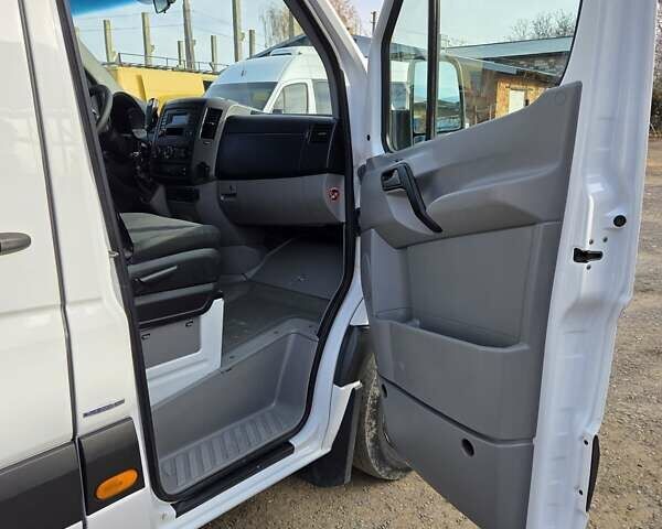 Білий Мерседес Sprinter, об'ємом двигуна 2.2 л та пробігом 323 тис. км за 38700 $, фото 26 на Automoto.ua