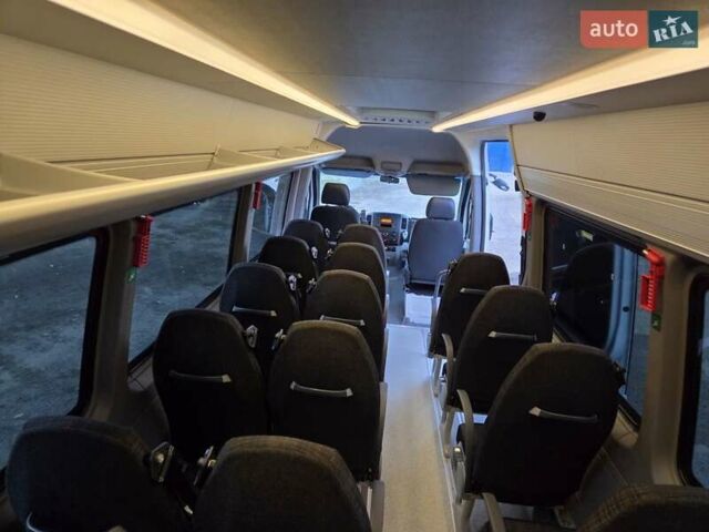 Белый Мерседес Sprinter, объемом двигателя 2.2 л и пробегом 334 тыс. км за 38700 $, фото 38 на Automoto.ua