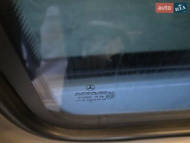 Белый Мерседес Sprinter, объемом двигателя 2.2 л и пробегом 334 тыс. км за 38700 $, фото 47 на Automoto.ua