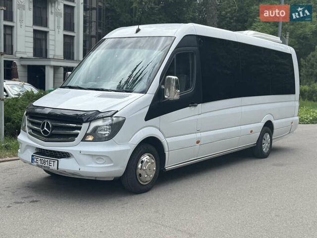 Белый Мерседес Sprinter, объемом двигателя 2.14 л и пробегом 450 тыс. км за 48000 $, фото 1 на Automoto.ua