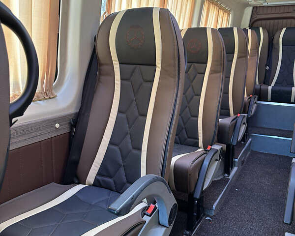 Белый Мерседес Sprinter, объемом двигателя 2.14 л и пробегом 387 тыс. км за 46500 $, фото 16 на Automoto.ua
