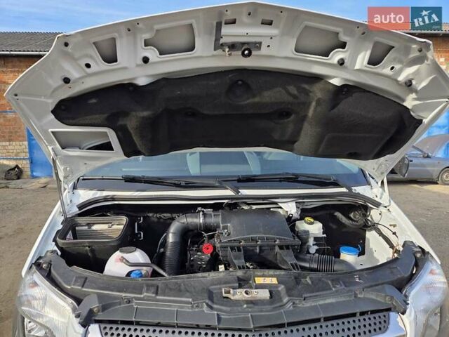 Білий Мерседес Sprinter, об'ємом двигуна 2.2 л та пробігом 323 тис. км за 38700 $, фото 55 на Automoto.ua