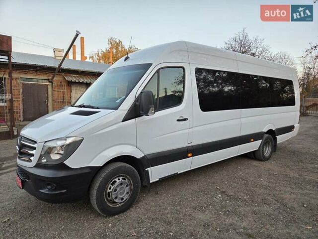 Белый Мерседес Sprinter, объемом двигателя 2.2 л и пробегом 334 тыс. км за 38700 $, фото 10 на Automoto.ua