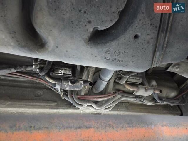 Белый Мерседес Sprinter, объемом двигателя 2.2 л и пробегом 334 тыс. км за 38700 $, фото 55 на Automoto.ua